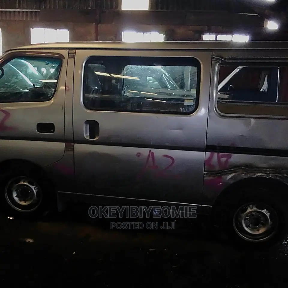 Daihatsu Hijet 2010 Silver