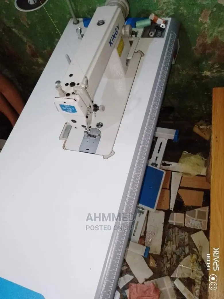 Kingy Industrial Straight Sewing Machine in Lagos Island (Eko) Home
