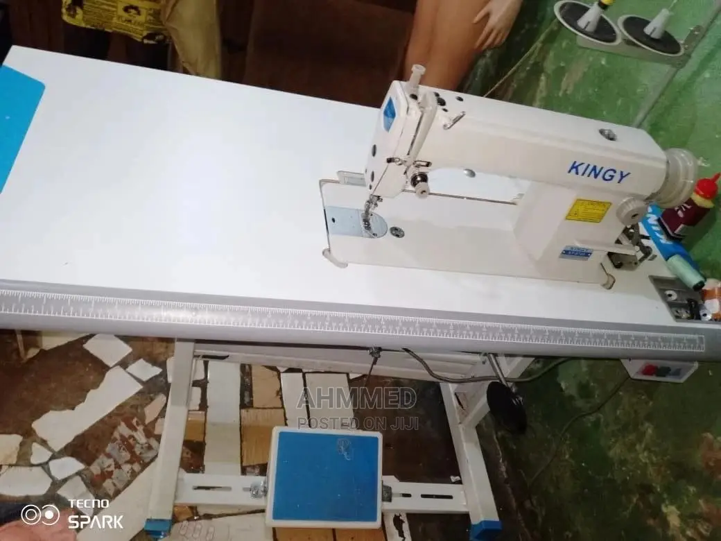 Kingy Industrial Straight Sewing Machine in Lagos Island (Eko) Home