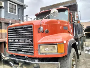 Mack CH Truck 2002