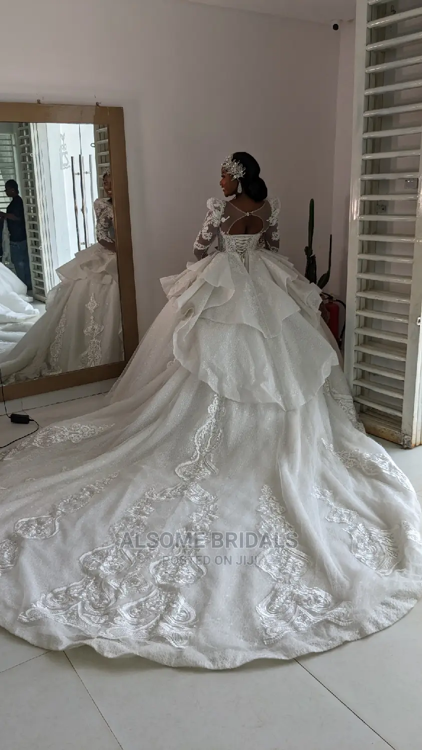 Rent Wedding Dress