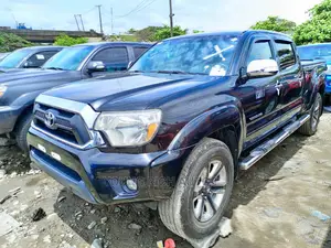 Toyota Tacoma 2012 Black