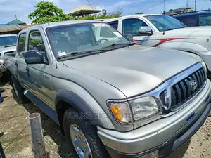 Toyota Tacoma 2005 Silver