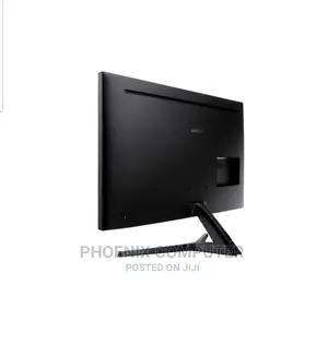 Samsung (31.5") 3840 X 2160 Pixels Ultra HD QLED