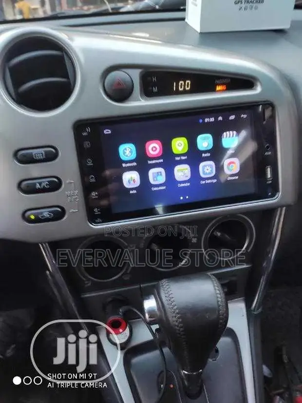 Toyota Matrix 2003-2007 Android Player + Reverse Camera