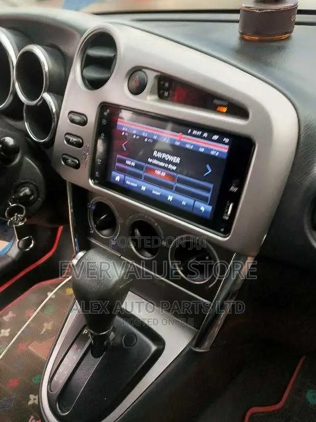 Toyota Matrix 2003-2007 Android Player + Reverse Camera