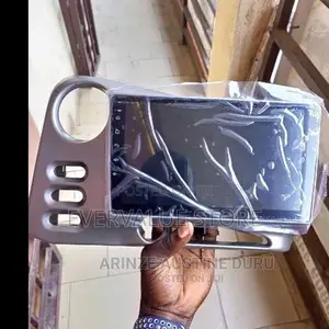 Toyota Matrix Android Player + Reverse Camera