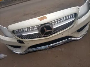 Front Bumper C 300 2016 Model Couple