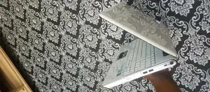 Laptop HP Pavilion Dv6 4GB Intel Celeron HDD 320GB