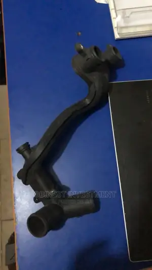 Thermostat Pipe 5.0 Range Rover and Land Rover