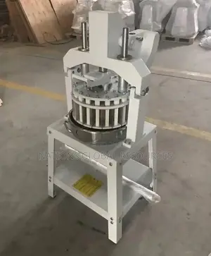 Manual 32 Dough Rounder and Divider