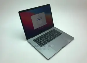 Laptop Apple MacBook Pro 2018 32GB Intel Core i9 SSD 512GB