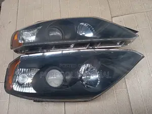 Hyundai Tiburon Headlamp
