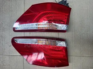 Lexus Ls 460 Tail Lamp 2009 Model