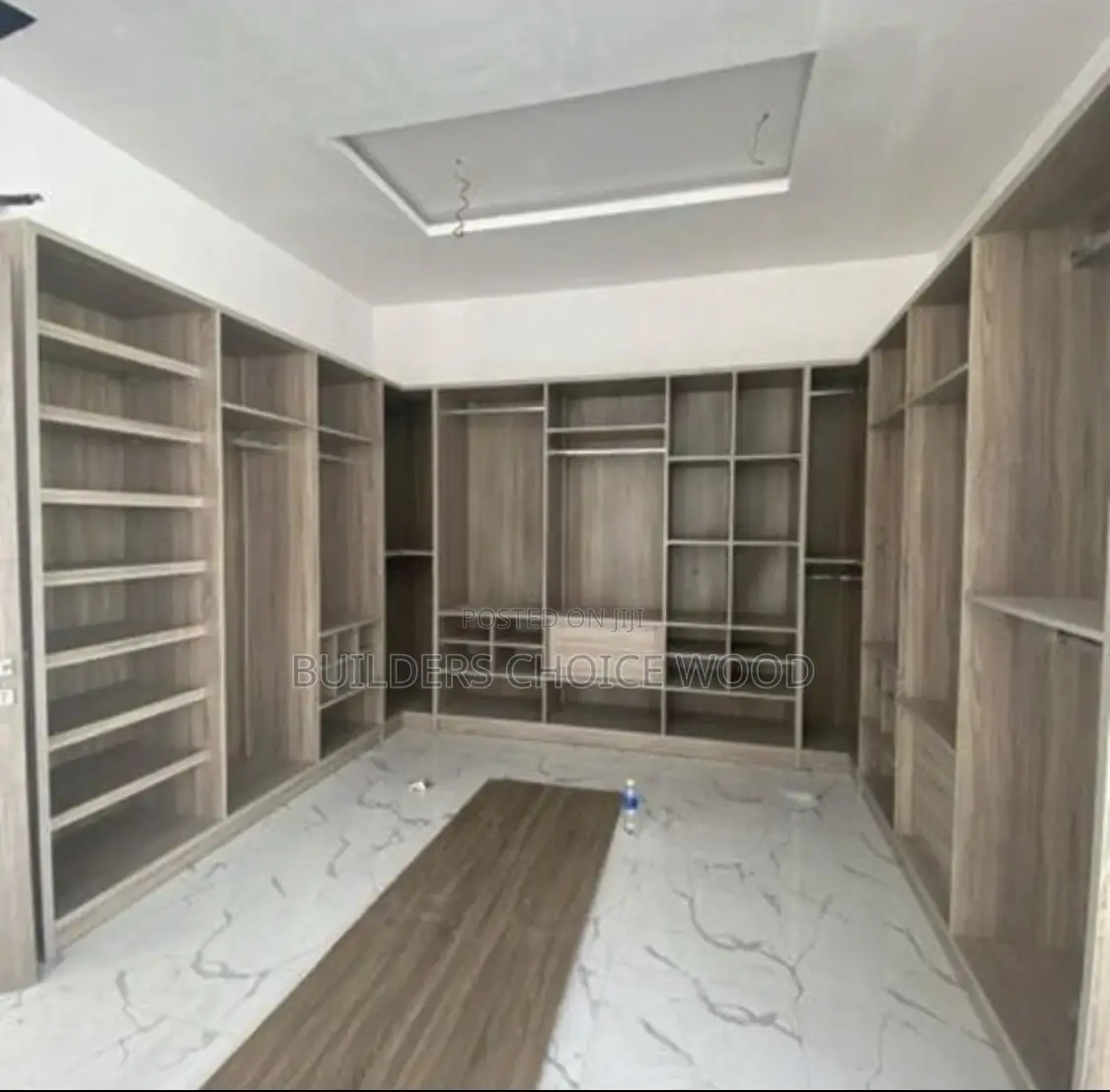 Walk in Closet Wardrobes