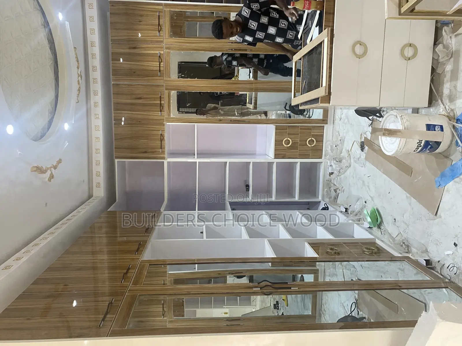 Walk in Closet Wardrobes