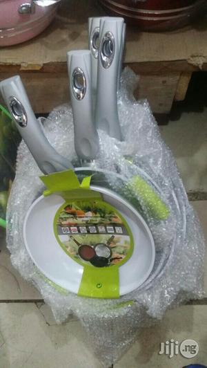 Uk Dia Cast Alluminum Ceramic/Granite Frying Pan By 6