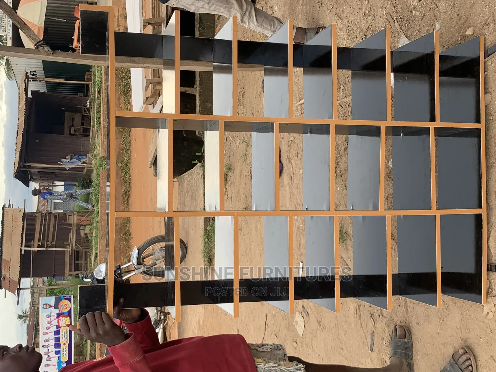 9 Steps Shoe Rack