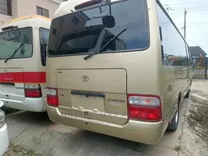 Toyota Coaster 2008 Gold