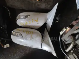 Hyundai Azera 2010 Side Mirror