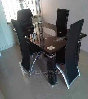High Quality Dining Table by Four Glass