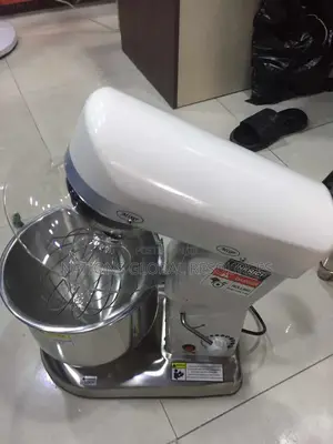 7 Liters Table Top Multipurpose Cake/Dough Mixer