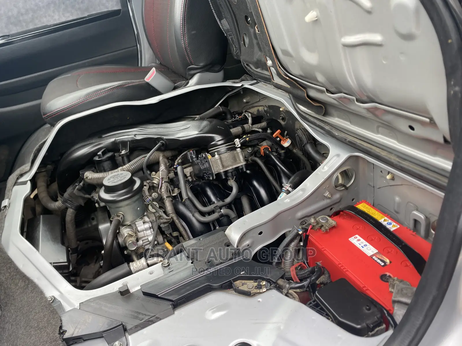 Toyota HiAce 2011 Silver