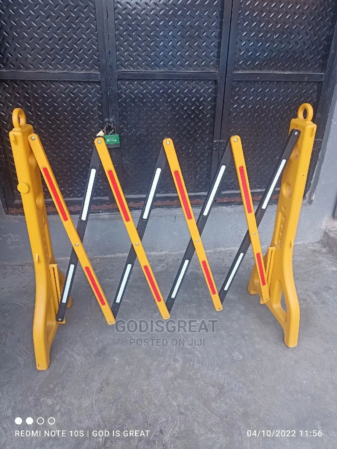 Plastic Expandable Barricade