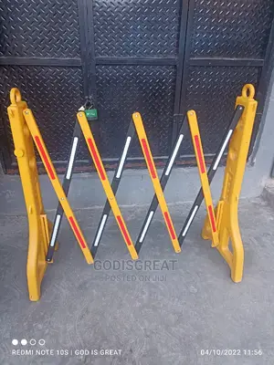 Plastic Expandable Barricade