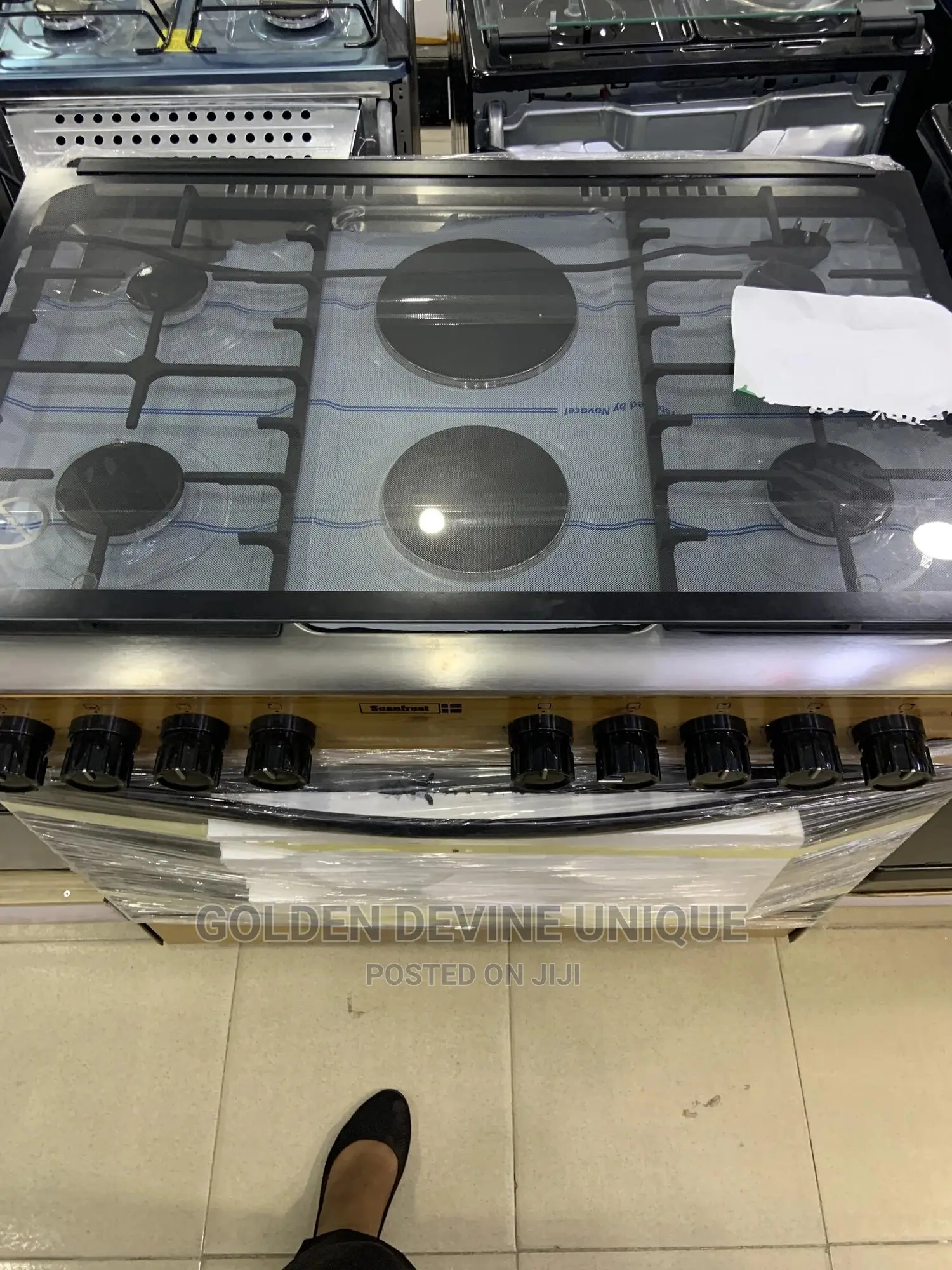 Scanfrost Gas Cooker