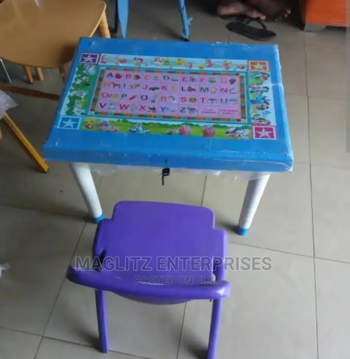 Children Table
