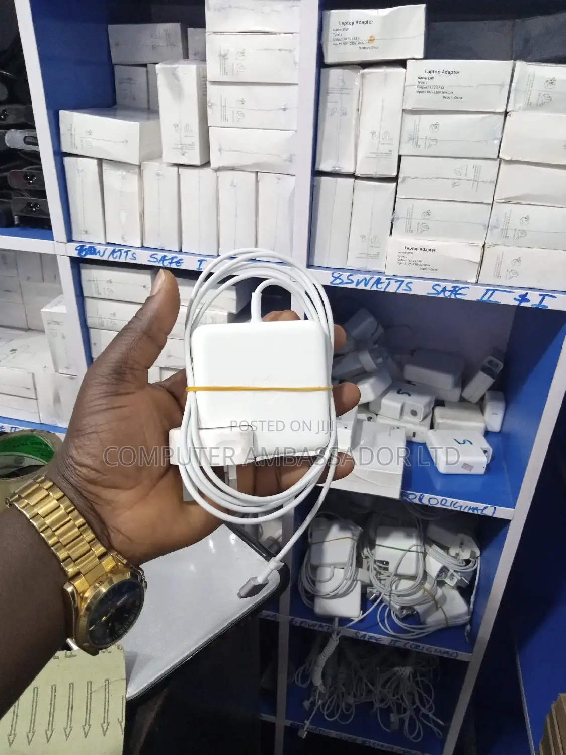 Macbook Air Charger 45watts.
