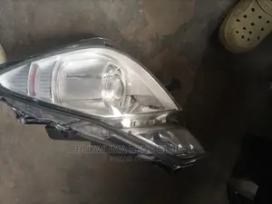 Head Lamp 207 E350 2011 Model 212 Couple