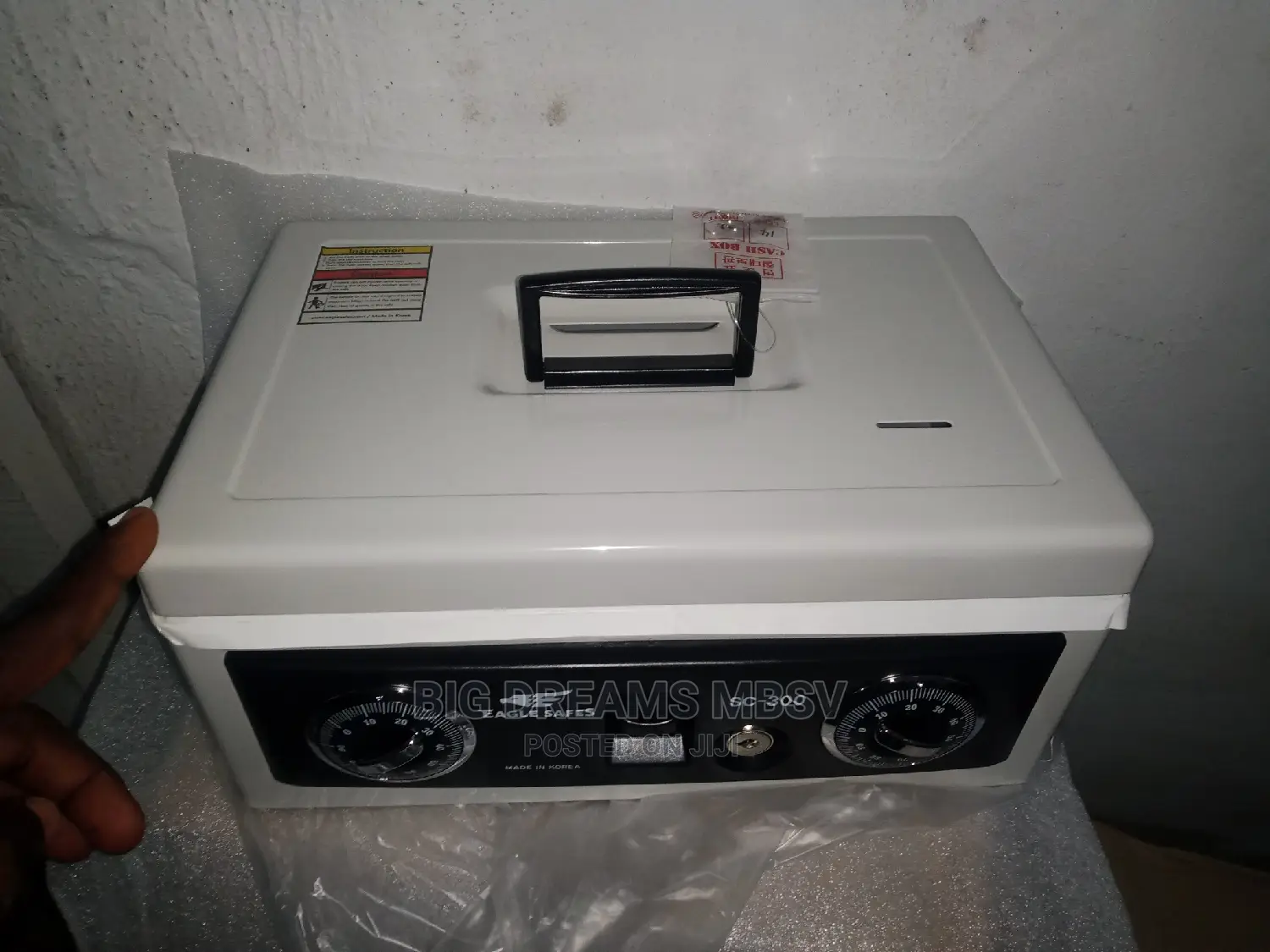 Safe Cash Box