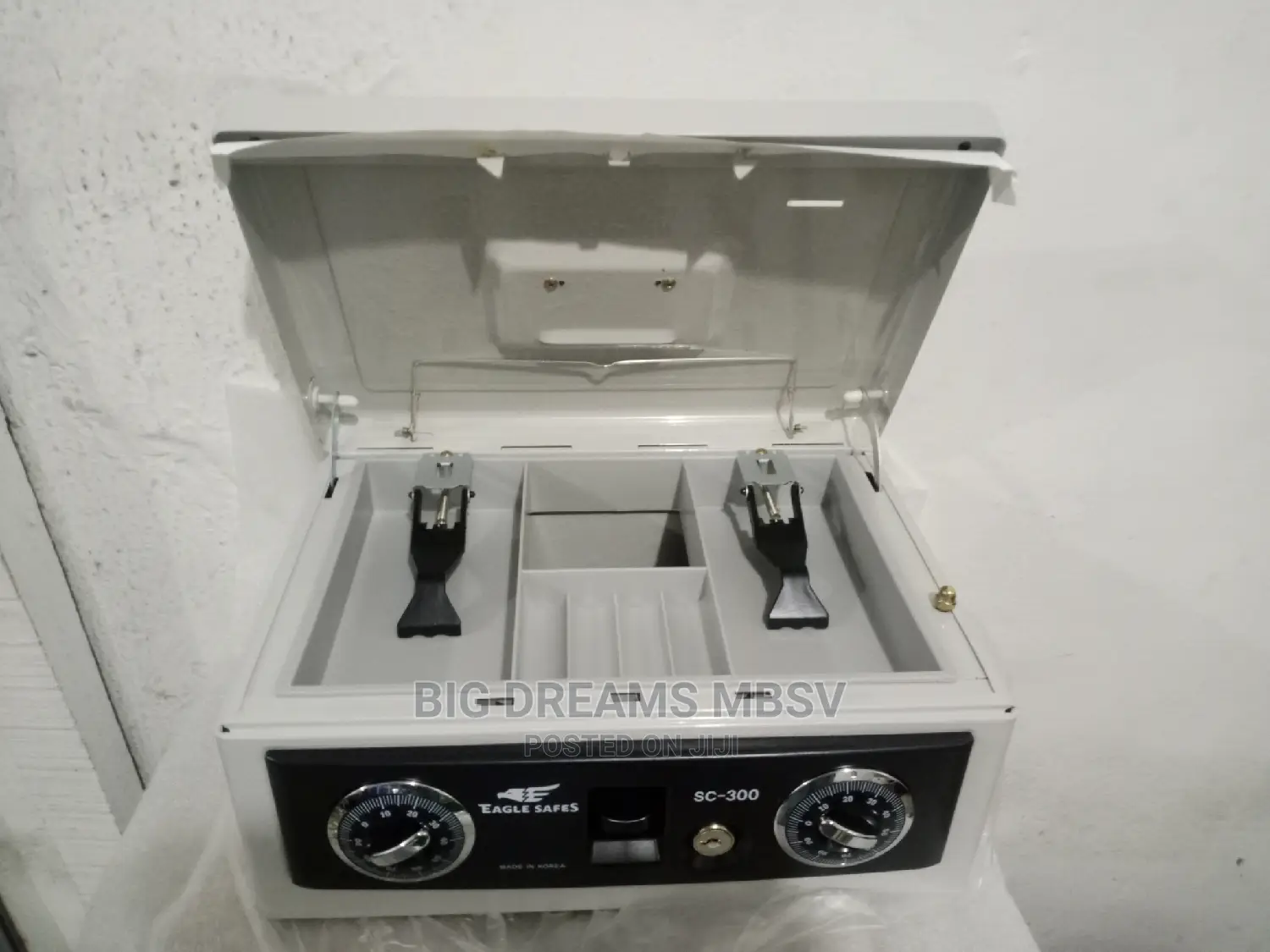 Safe Cash Box