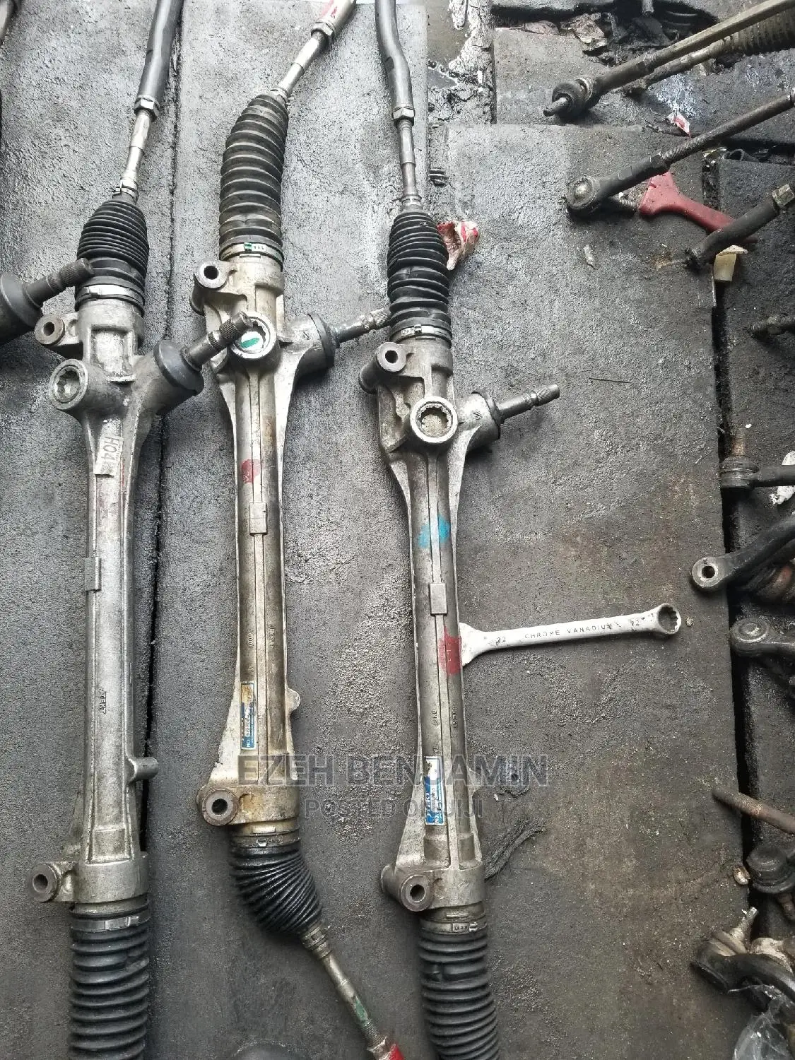 Steering Rack Venza 2012