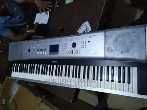 Yamaha Dgx-520