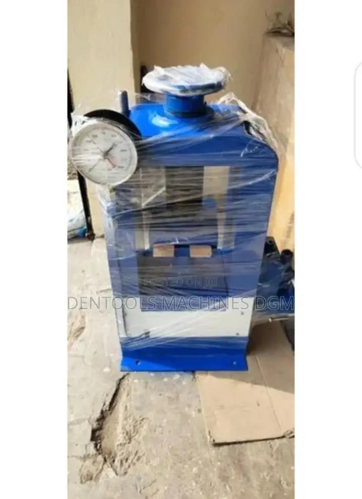Analogue Compression Testing Machine