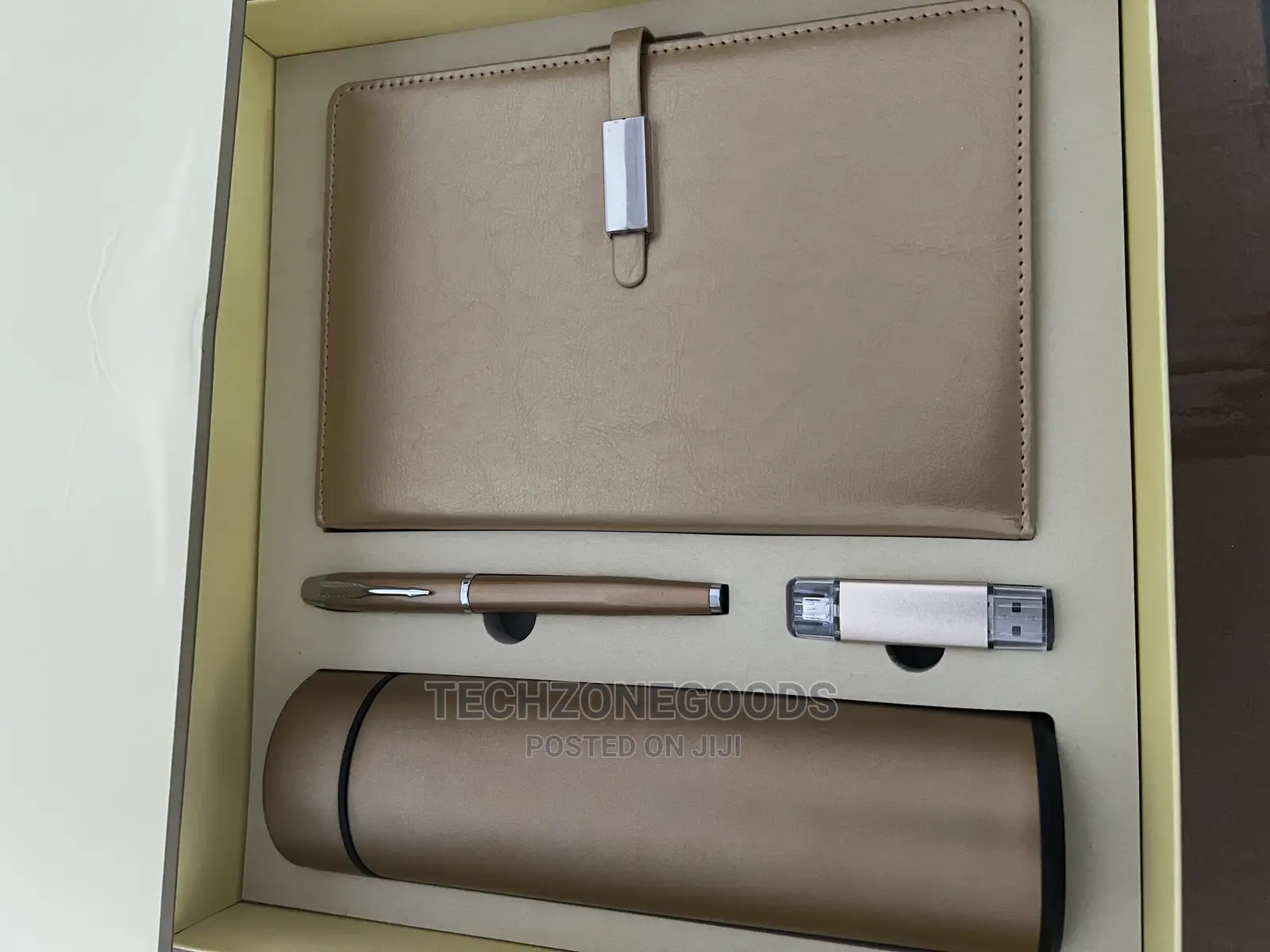 Gold Luxury Corporate Gift Set