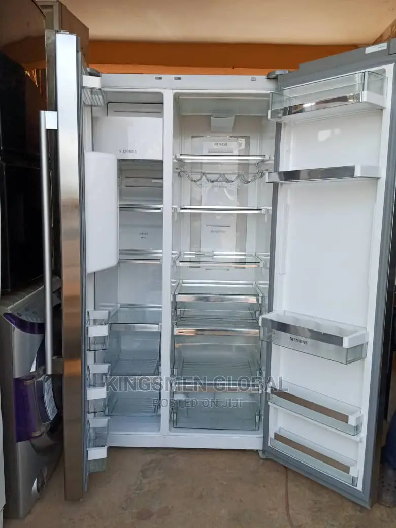 Siemens Low Energy American Style Side-by-Side Refrigerator