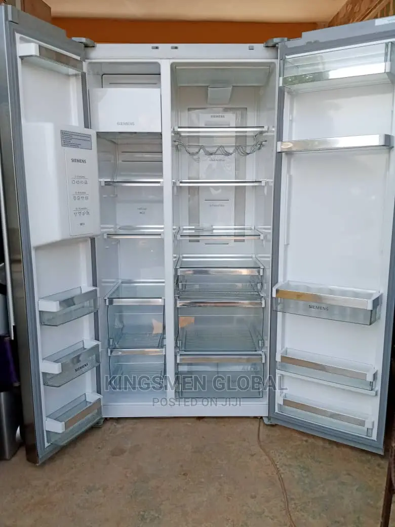Siemens Low Energy American Style Side-by-Side Refrigerator