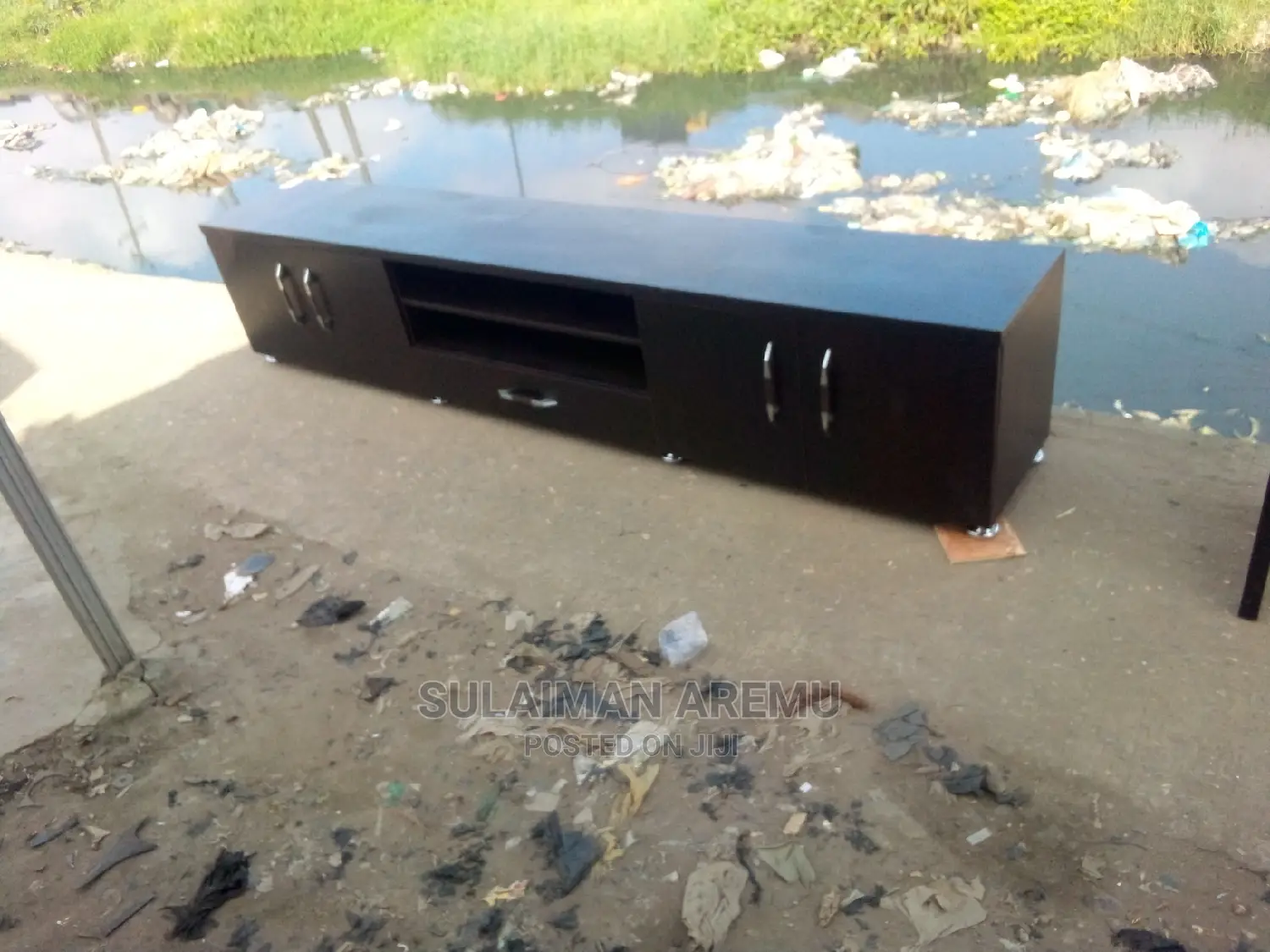 8feet Plastma Shelves