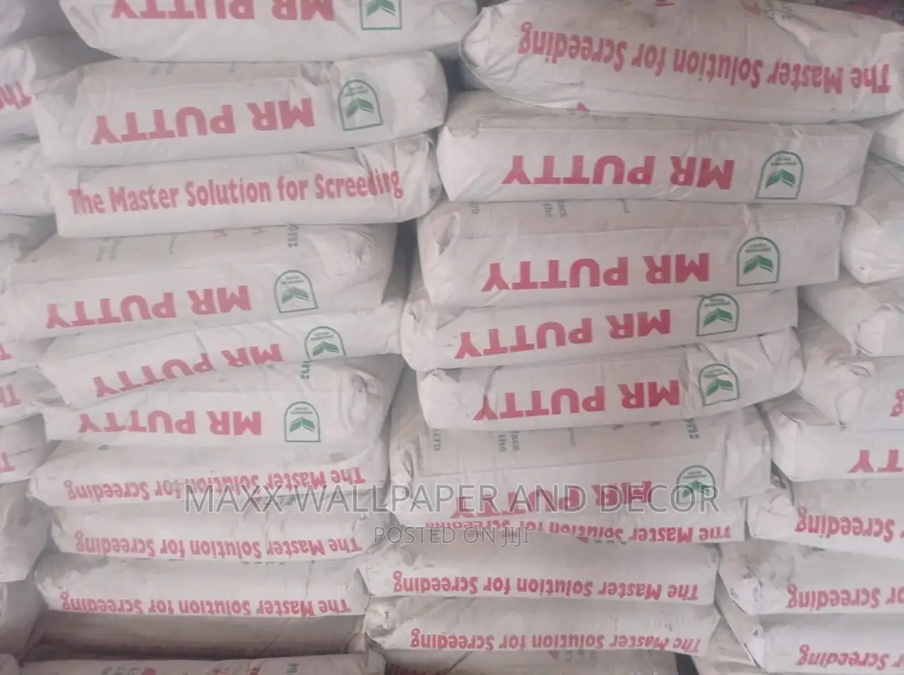 Mr.Putty Screeding Cement Just Mix With Water