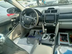 Toyota Camry 2013 Silver