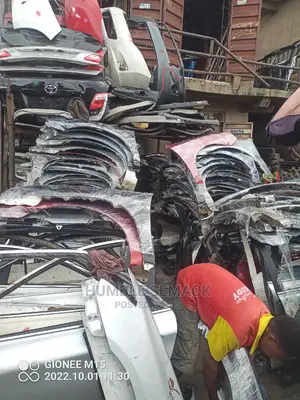Fender, Bonnet and Booth