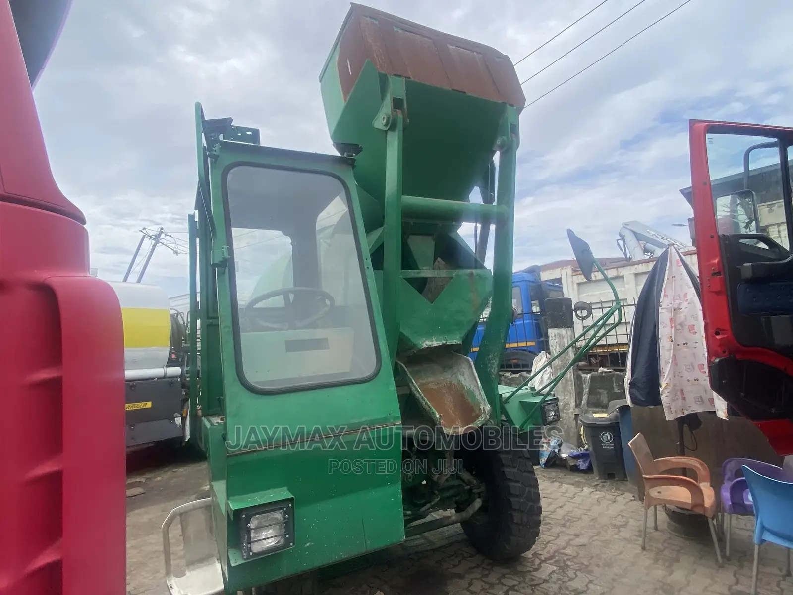 Selfloader Concrete Mixer