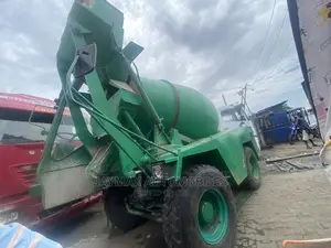 Selfloader Concrete Mixer