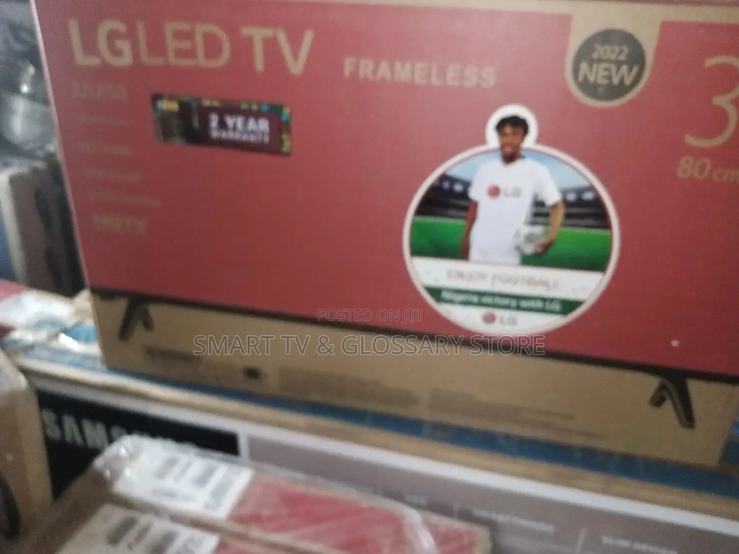 Frameless 32 Inch TV