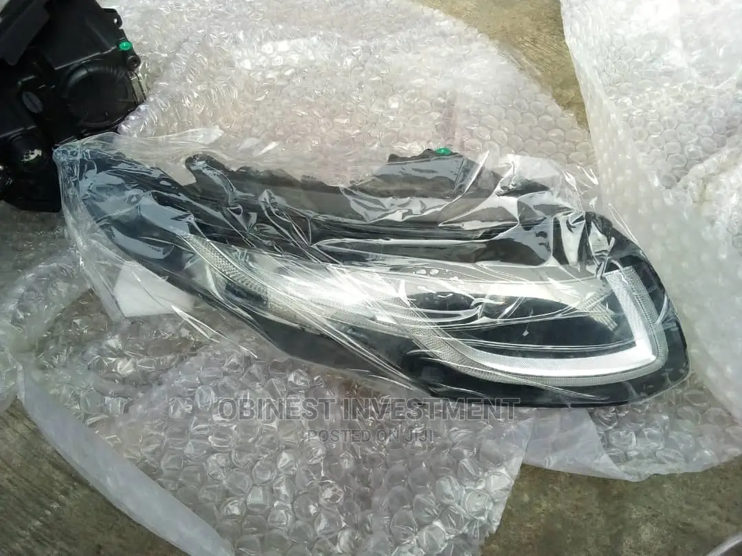 2017 Rangerover Evoque Headlights