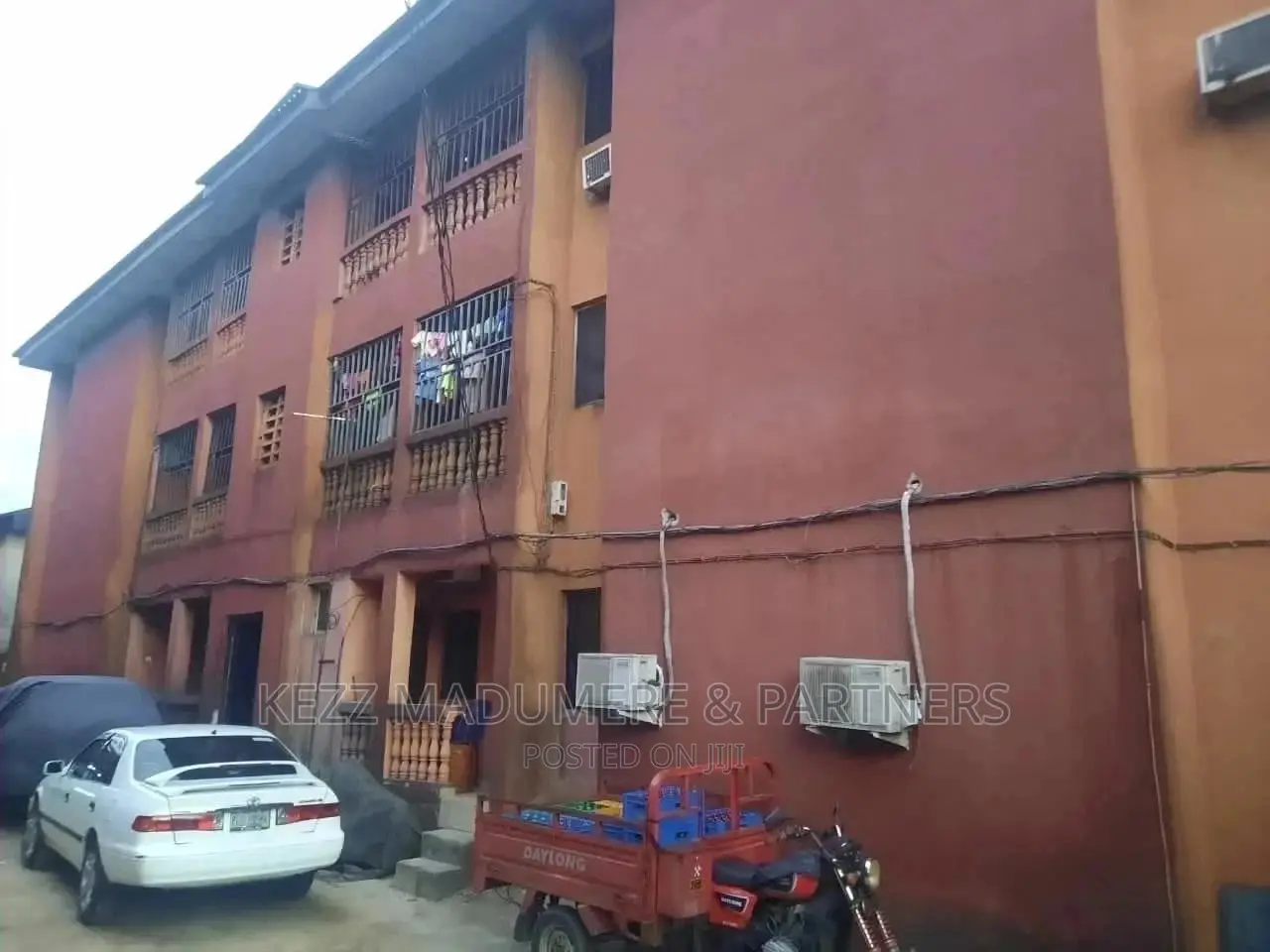 10bdrm Block of Flats in Okporo Road Rumuodara for Sale